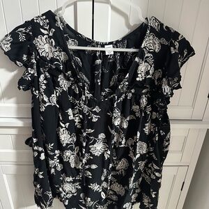 Old Navy Black and White Floral Blouse